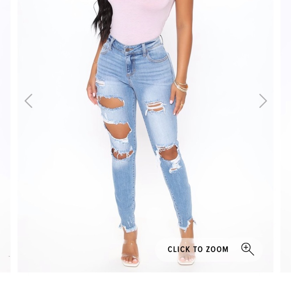 Brand New: Deidra Mid Rise Ankle Jeans